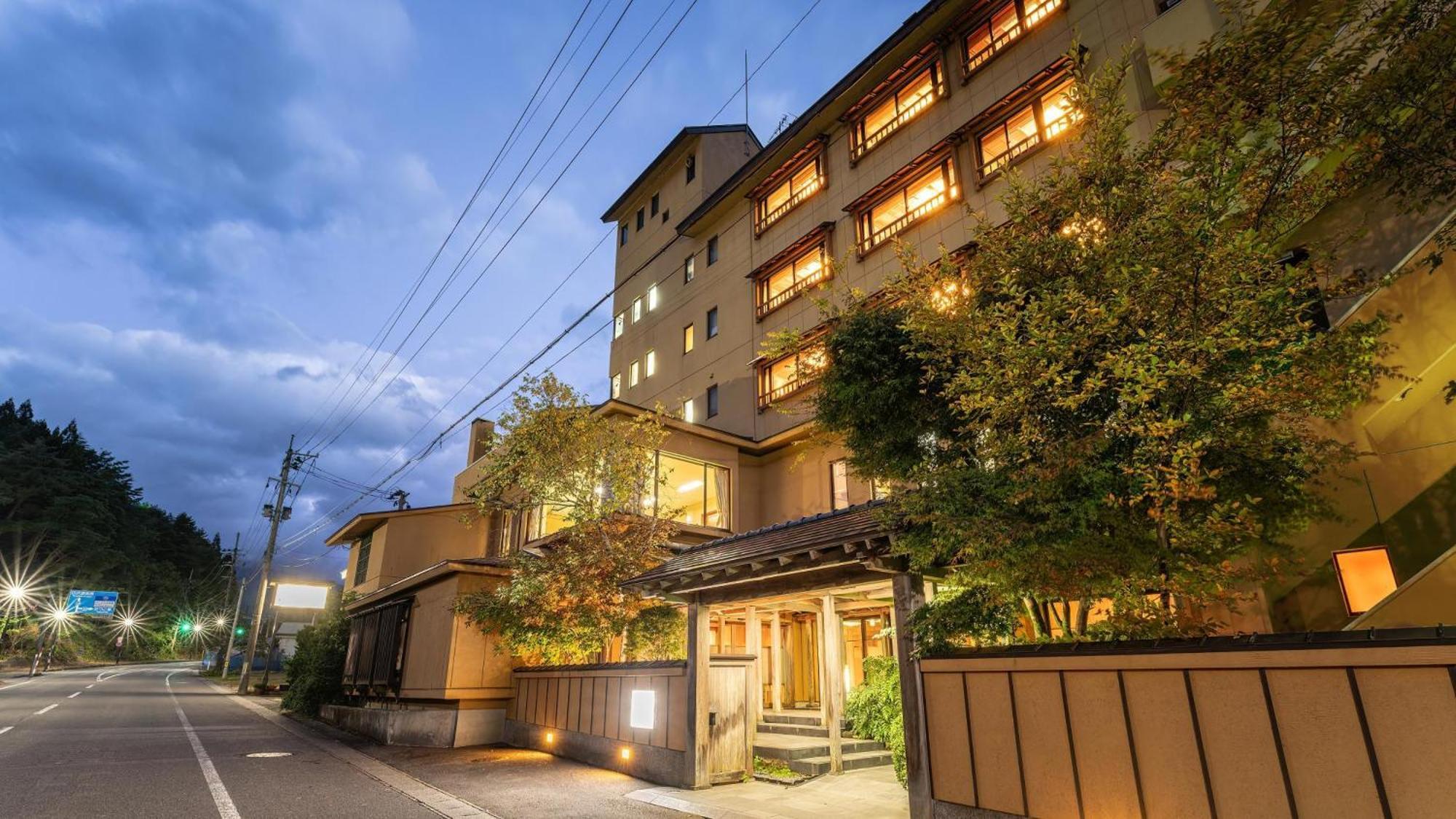 Kashintei Shirahama Hotel Semboku Exterior photo